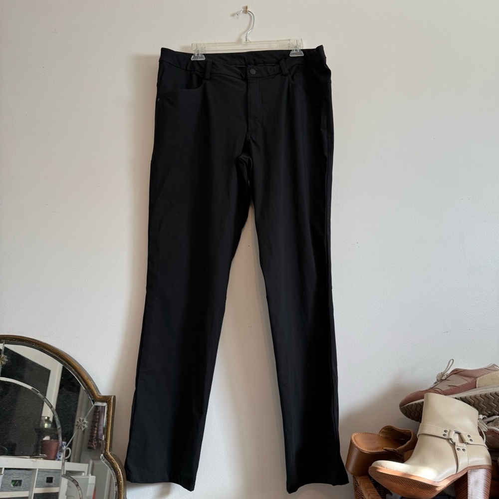 Lululemon Athletica Black ABC pants size 40